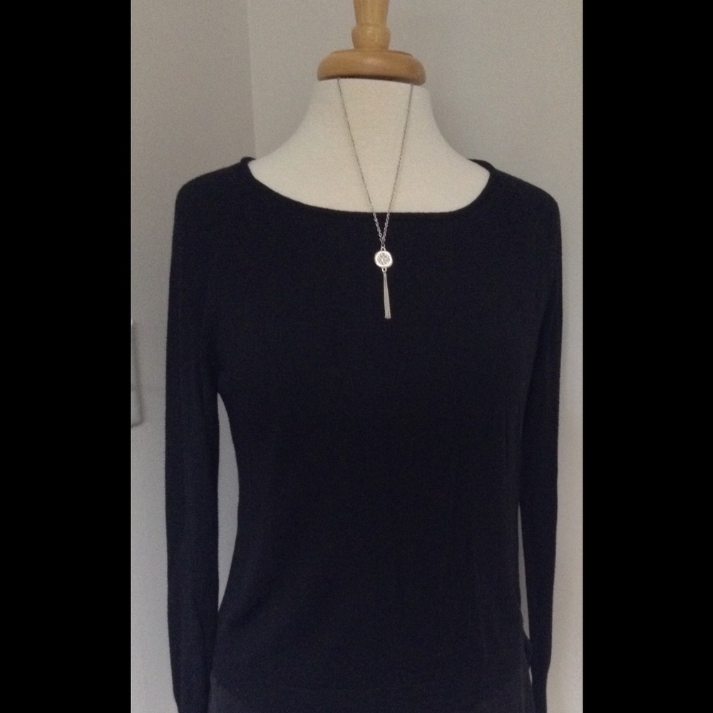 Sweater with built in shirttail